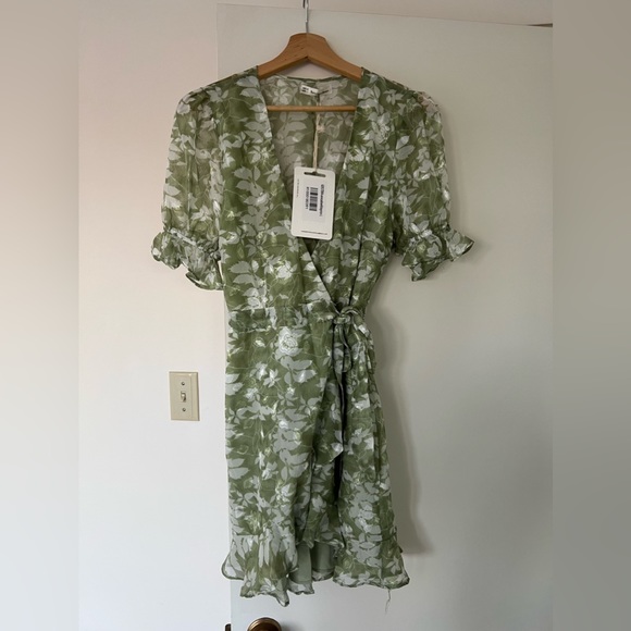 Hello Molly Moving Parts Dress Avocado - L - Picture 5 of 6